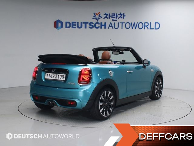 Mini COOPER CONVERTIBLE Standard 3rd купить на сайте DeffCars