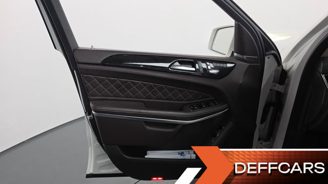 Mercedes GLS-CLASS GLS500 4MATIC купить на сайте DeffCars
