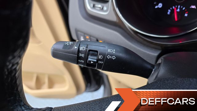 Kia CARNIVAL 9-Seater Noblesse Special купить на сайте DeffCars