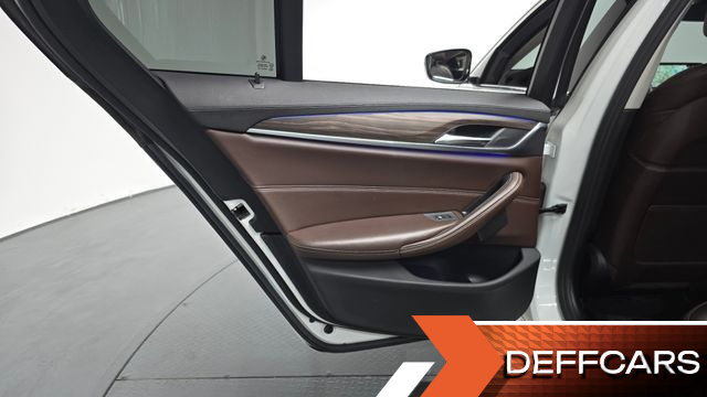 BMW 5-SERIES 530i Luxury Plus купить на сайте DeffCars