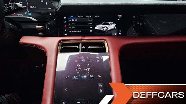 Porsche TAYCAN Base купить на сайте DeffCars