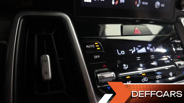 Kia SORENTO Gasoline 2.5T 4WD Prestige купить на сайте DeffCars
