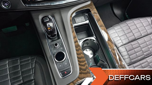 Cadillac ESCALADE 6.2 ESV ESV Sports Platinum купить на сайте DeffCars
