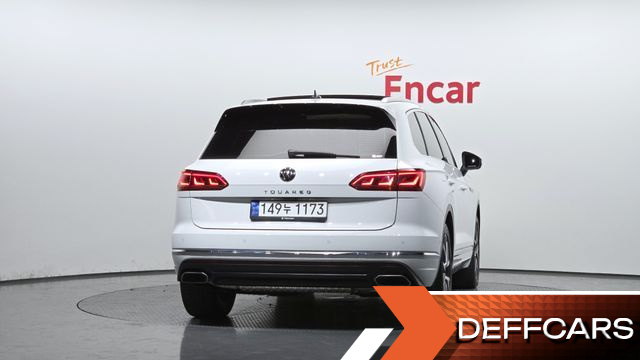 Volkswagen TOUAREG 3.0 TDI Prestige купить на сайте DeffCars
