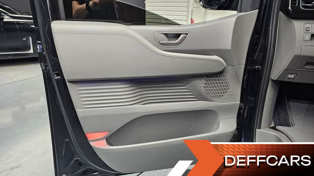 Hyundai STARIA 4WD Lounge 7-Seater Inspiration купить на сайте DeffCars