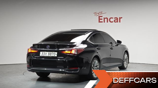 Lexus ES Executive купить на сайте DeffCars