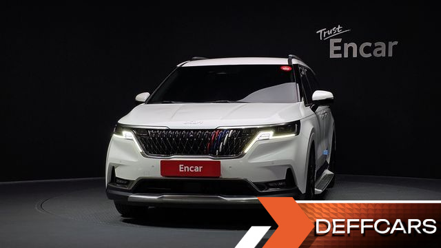 Kia CARNIVAL 9-Seater Signature купить на сайте DeffCars