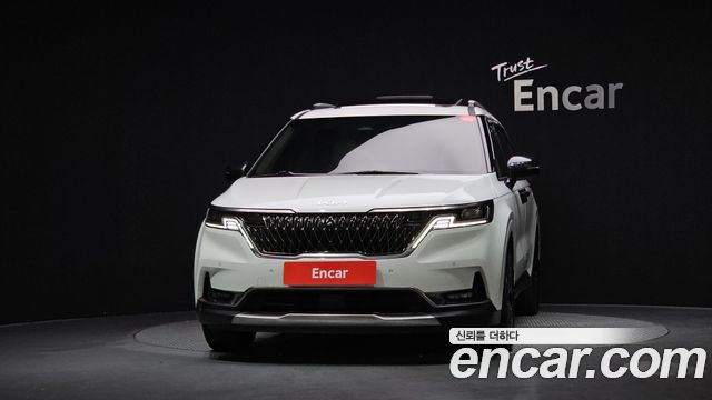 Kia CARNIVAL Diesel 9-Seater Signature купить на сайте DeffCars