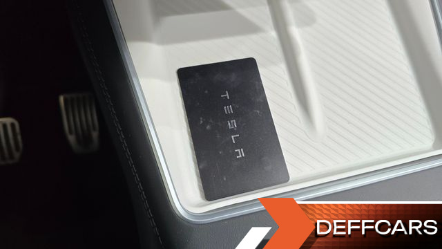 Tesla MODEL Y Long Range AWD купить на сайте DeffCars