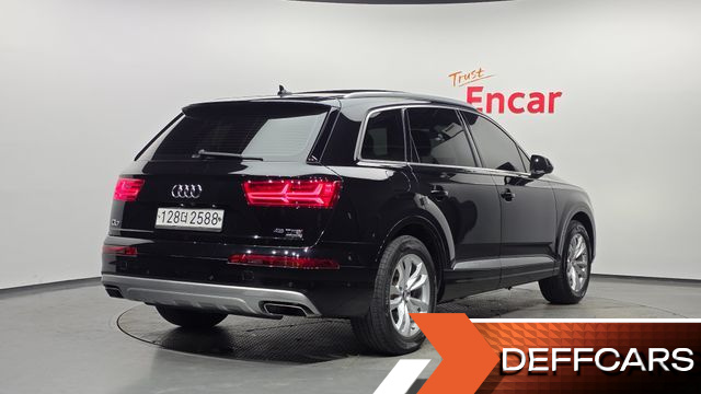 Audi Q7 45 TFSI Quattro купить на сайте DeffCars