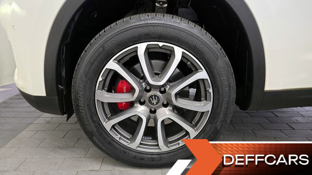 Maserati LEVANTE 3.0 AWD Premium купить на сайте DeffCars