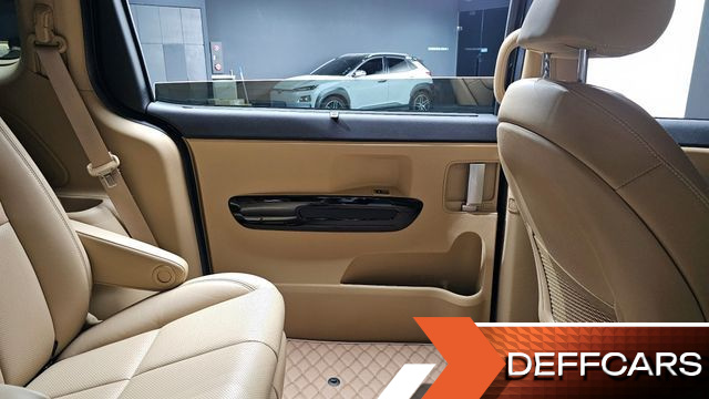 Kia CARNIVAL Gasoline 7-Seater Limousine President купить на сайте DeffCars