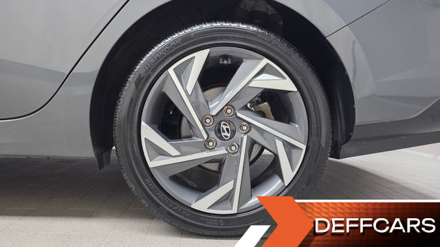 Hyundai AVANTE 1.6 Inspiration купить на сайте DeffCars