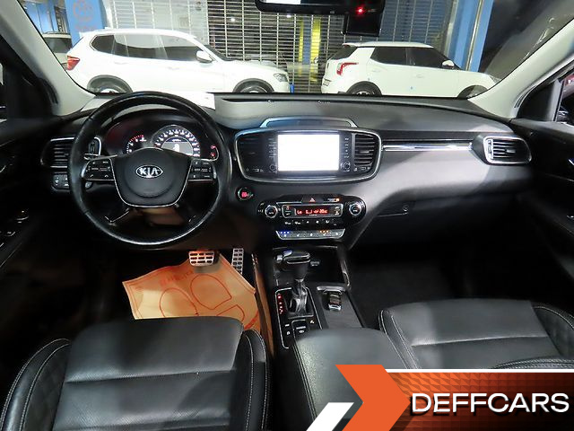 Kia SORENTO Diesel 2.2 2WD Master Special купить на сайте DeffCars