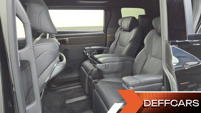 Toyota ALPHARD 2.5 HEV Executive AWD купить на сайте DeffCars