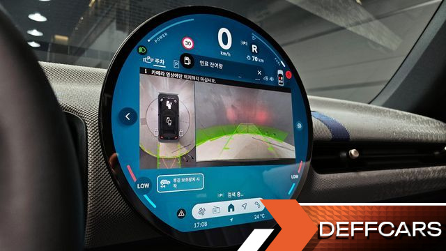 Mini COOPER CONVERTIBLE Favoured купить на сайте DeffCars