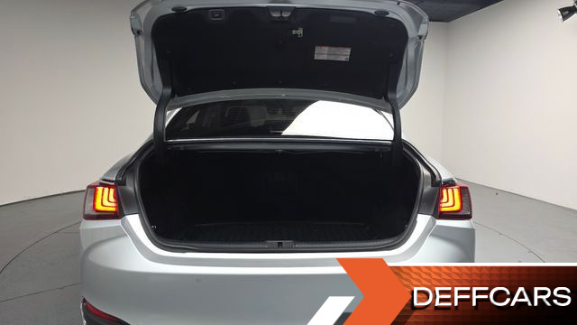 Lexus ES Executive купить на сайте DeffCars