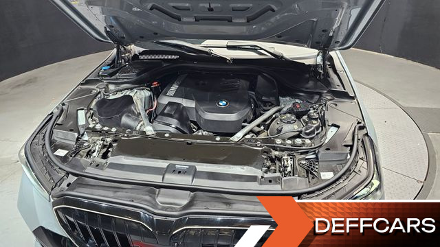 BMW 5-SERIES 530i xDrive M Sport купить на сайте DeffCars