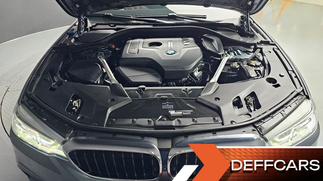 BMW 5-SERIES 530i xDrive M Sport Package Plus купить на сайте DeffCars