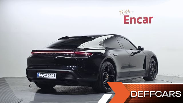 Porsche TAYCAN 4S купить на сайте DeffCars