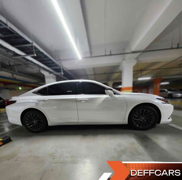 Lexus ES Executive купить на сайте DeffCars