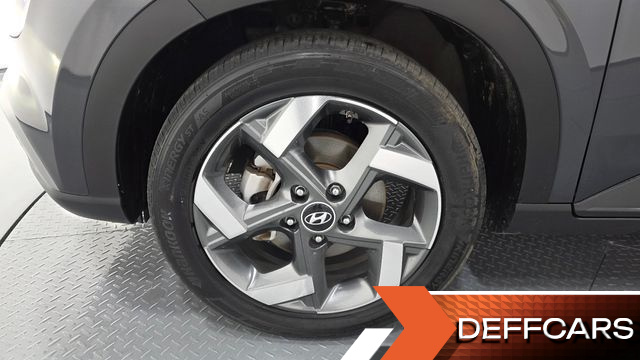 Hyundai VENUE 1.6 Flux купить на сайте DeffCars