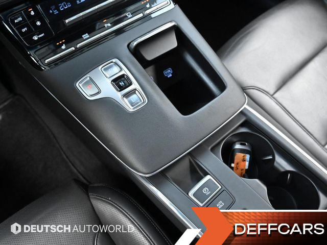 Hyundai GRANDEUR Premium купить на сайте DeffCars