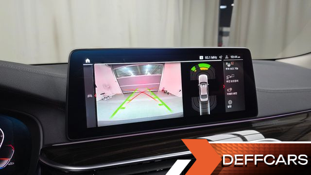 BMW 5-SERIES 520i Luxury купить на сайте DeffCars