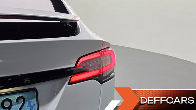 Tesla MODEL X AWD купить на сайте DeffCars