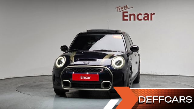 Mini COOPER 5Door Resolute Edition 3rd Gen купить на сайте DeffCars