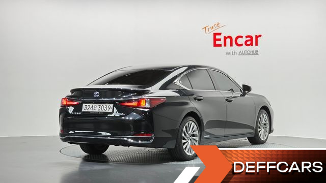 Lexus ES Executive купить на сайте DeffCars