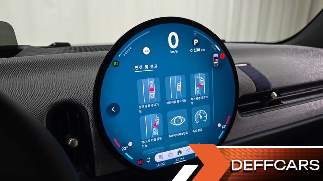 Mini COOPER 5 Door Favoured купить на сайте DeffCars