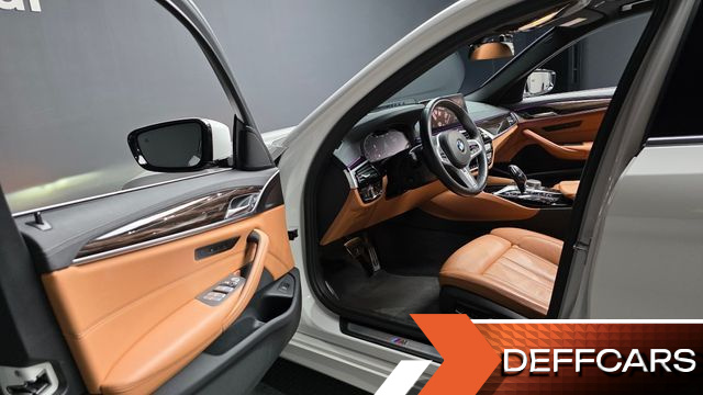 BMW 5-SERIES 520i M Sport купить на сайте DeffCars