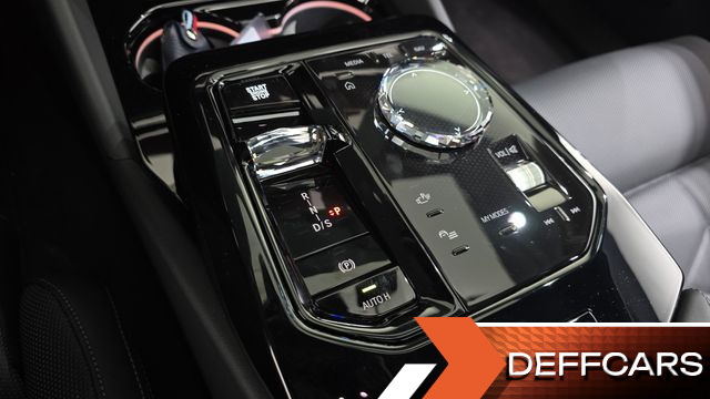 BMW 5-SERIES 530e xDrive M Sport Pro купить на сайте DeffCars
