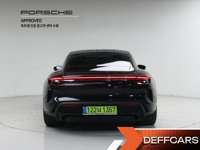 Porsche TAYCAN Turbo S купить на сайте DeffCars