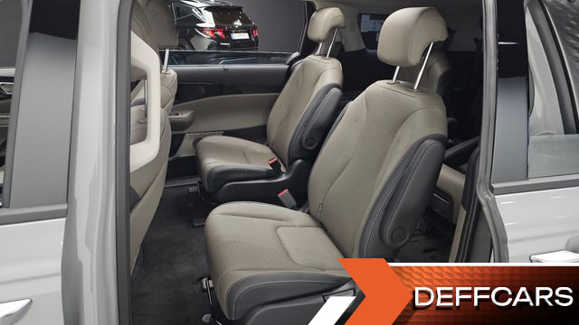 Kia CARNIVAL 9-Seater Gravity купить на сайте DeffCars
