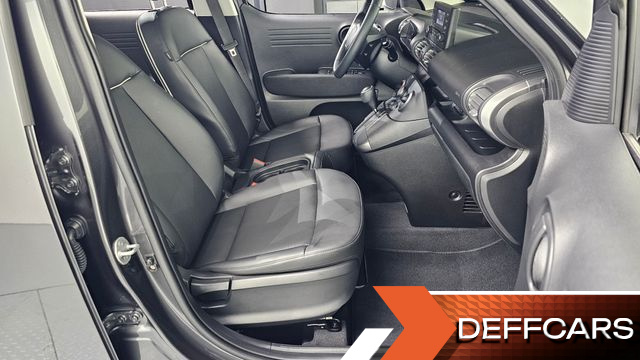 Hyundai CASPER The Essential Light купить на сайте DeffCars