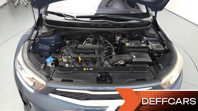 Kia STONIC 1.4 Deluxe купить на сайте DeffCars