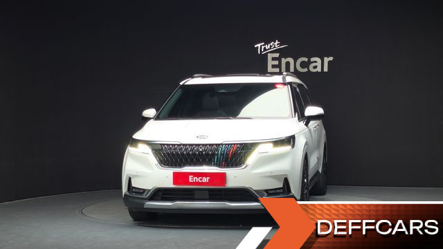 Kia CARNIVAL Gasoline 7-Seater Signature купить на сайте DeffCars