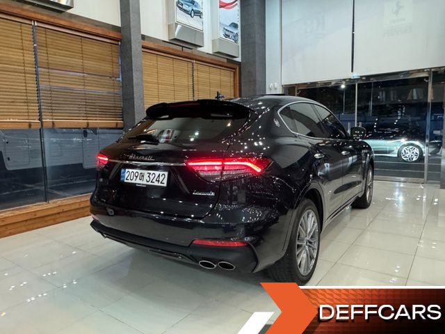 Maserati LEVANTE 3.0 AWD GranSport купить на сайте DeffCars