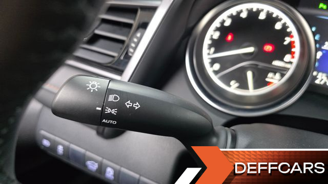Toyota CAMRY 2.5 купить на сайте DeffCars