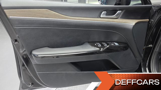 Kia K5 2.0 Prestige купить на сайте DeffCars