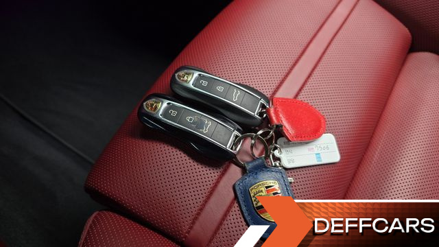 Porsche CAYENNE 3.0 купить на сайте DeffCars