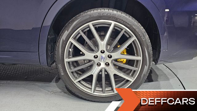 Maserati LEVANTE 3.0 S AWD GranSport купить на сайте DeffCars