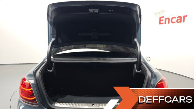 Kia K9 3.8 GDI AWD PlatinumⅢ купить на сайте DeffCars