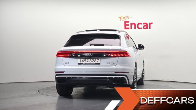 Audi Q8 55 TFSI Quattro Premium купить на сайте DeffCars