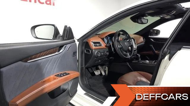 Maserati GHIBLI 3.0S Q4 GranLusso 3rd купить на сайте DeffCars