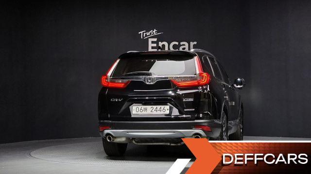Honda CR-V 1.5 Touring 4WD купить на сайте DeffCars