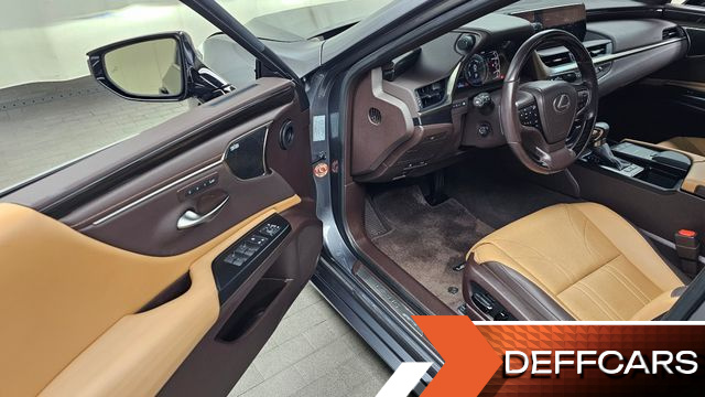 Lexus ES Executive купить на сайте DeffCars