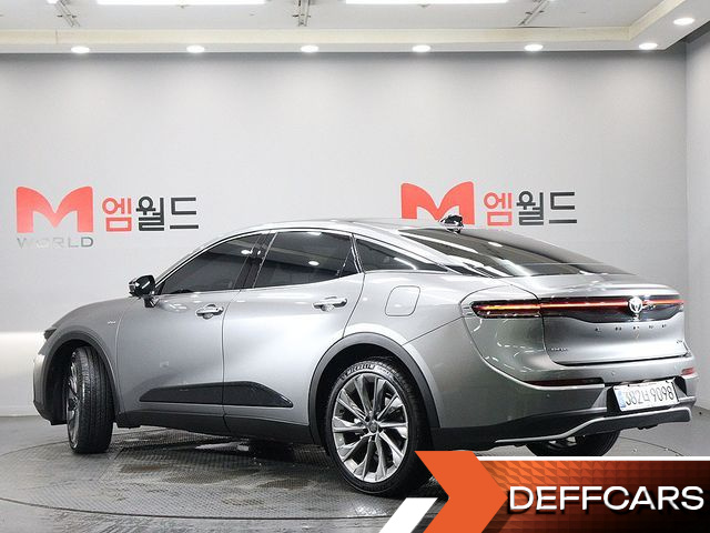 Toyota CROWN 2.5 4WD Hybrid купить на сайте DeffCars